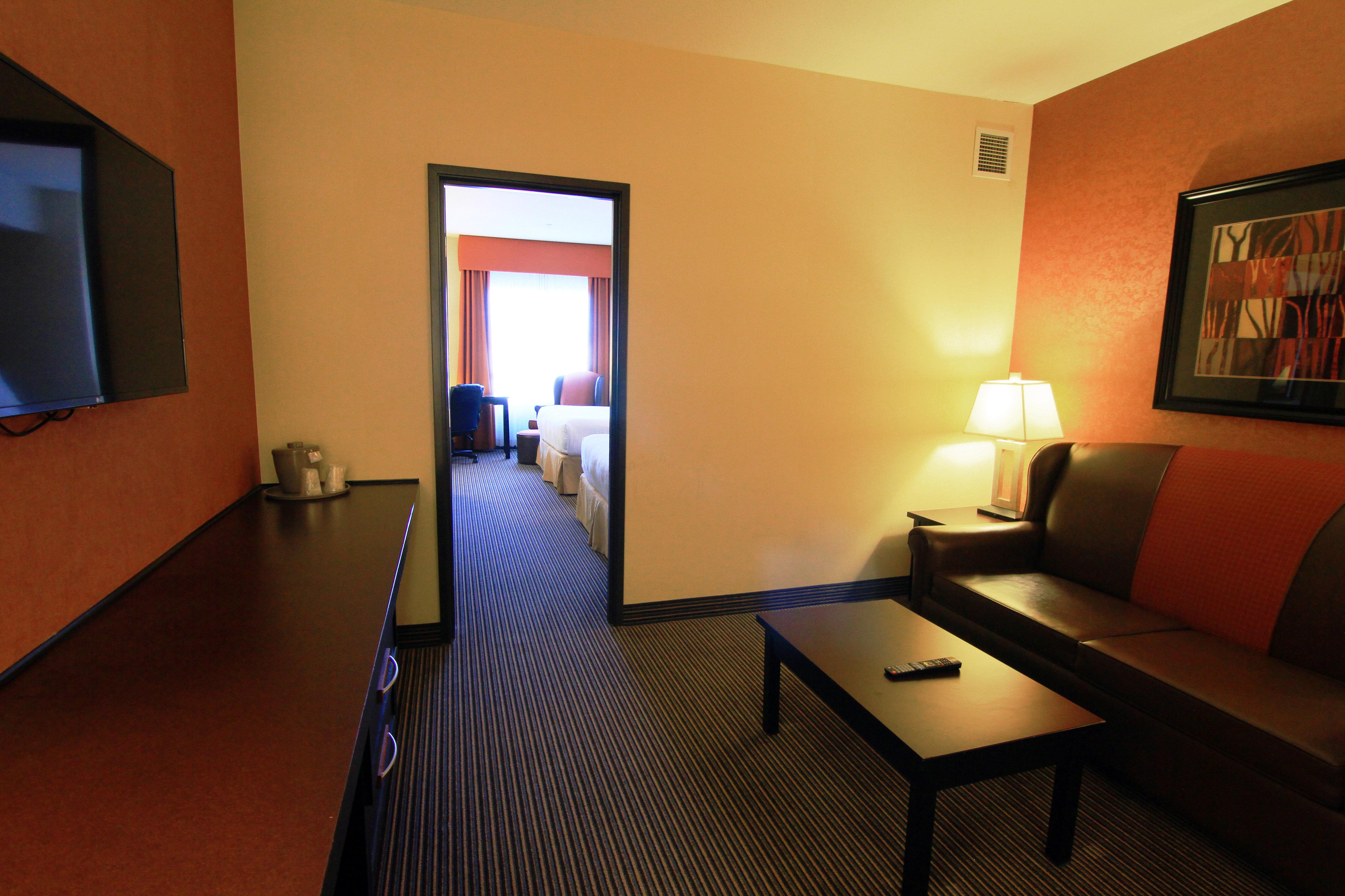 Holiday Inn Express Airport Calgary By Ihg Eksteriør billede